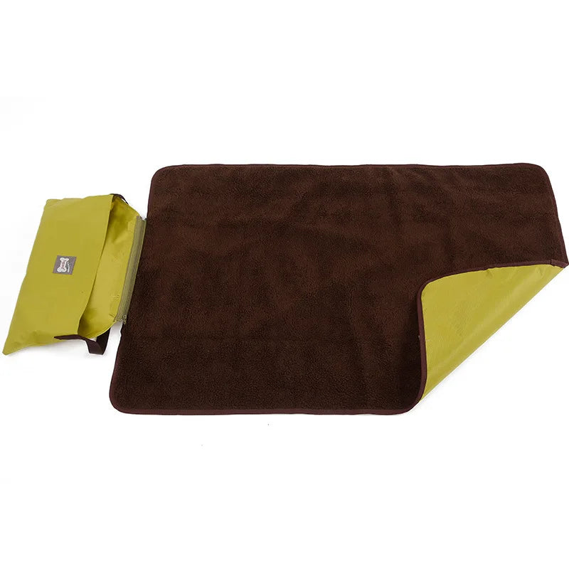 Outdoor Dog Mat & Portable Blanket | Canisalfa