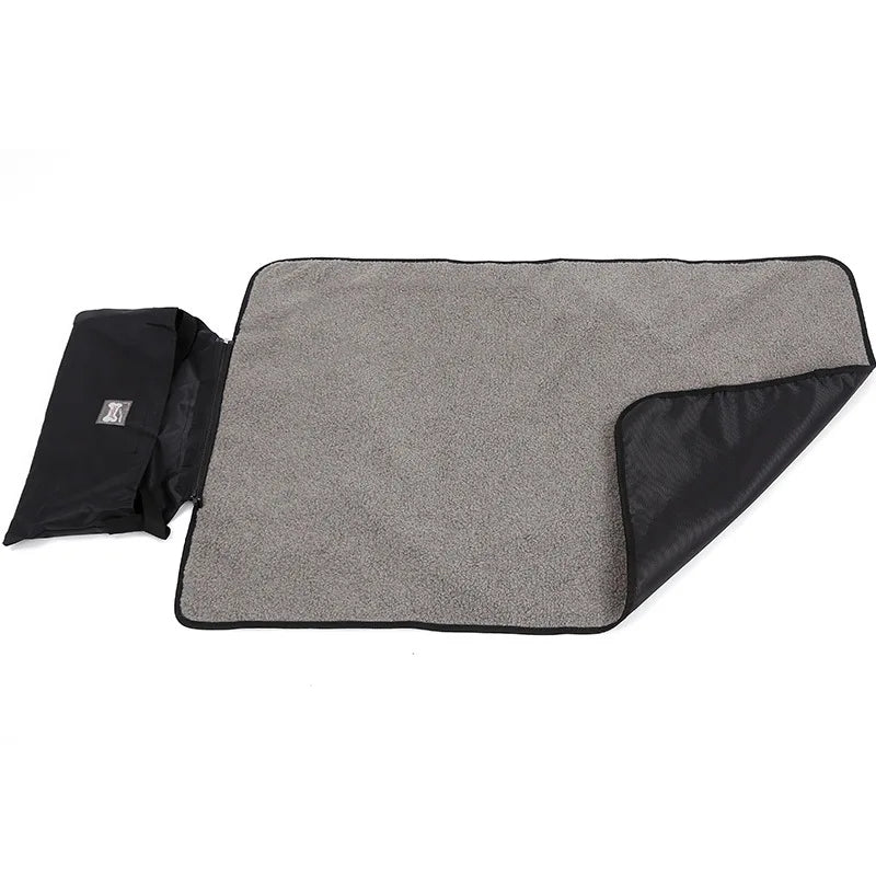 Outdoor Dog Mat & Portable Blanket | Canisalfa